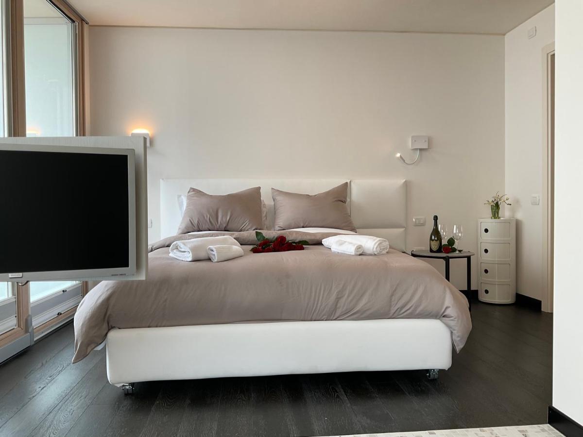 Grand Apartment Sissi Триест Экстерьер фото