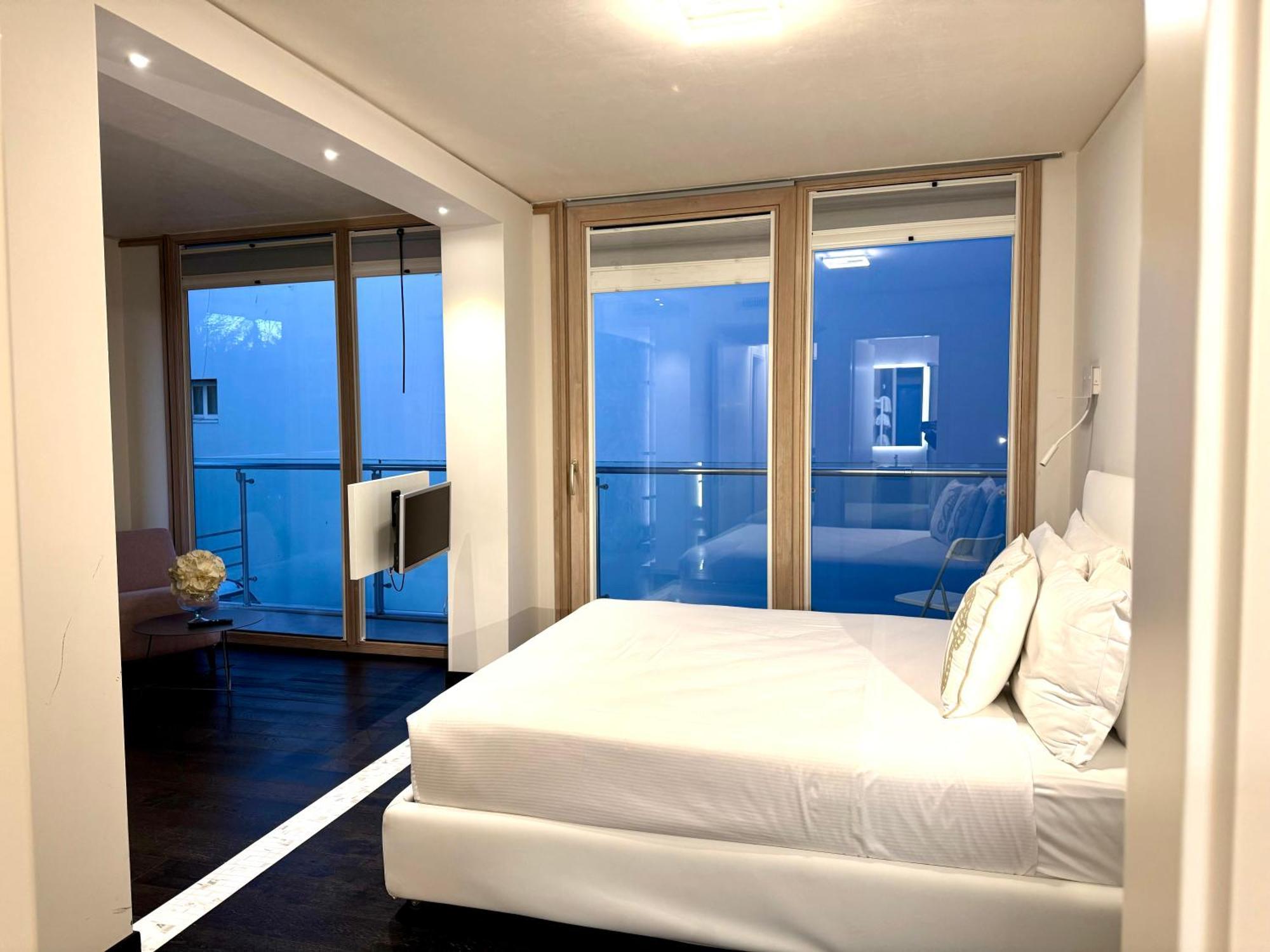Grand Apartment Sissi Триест Экстерьер фото