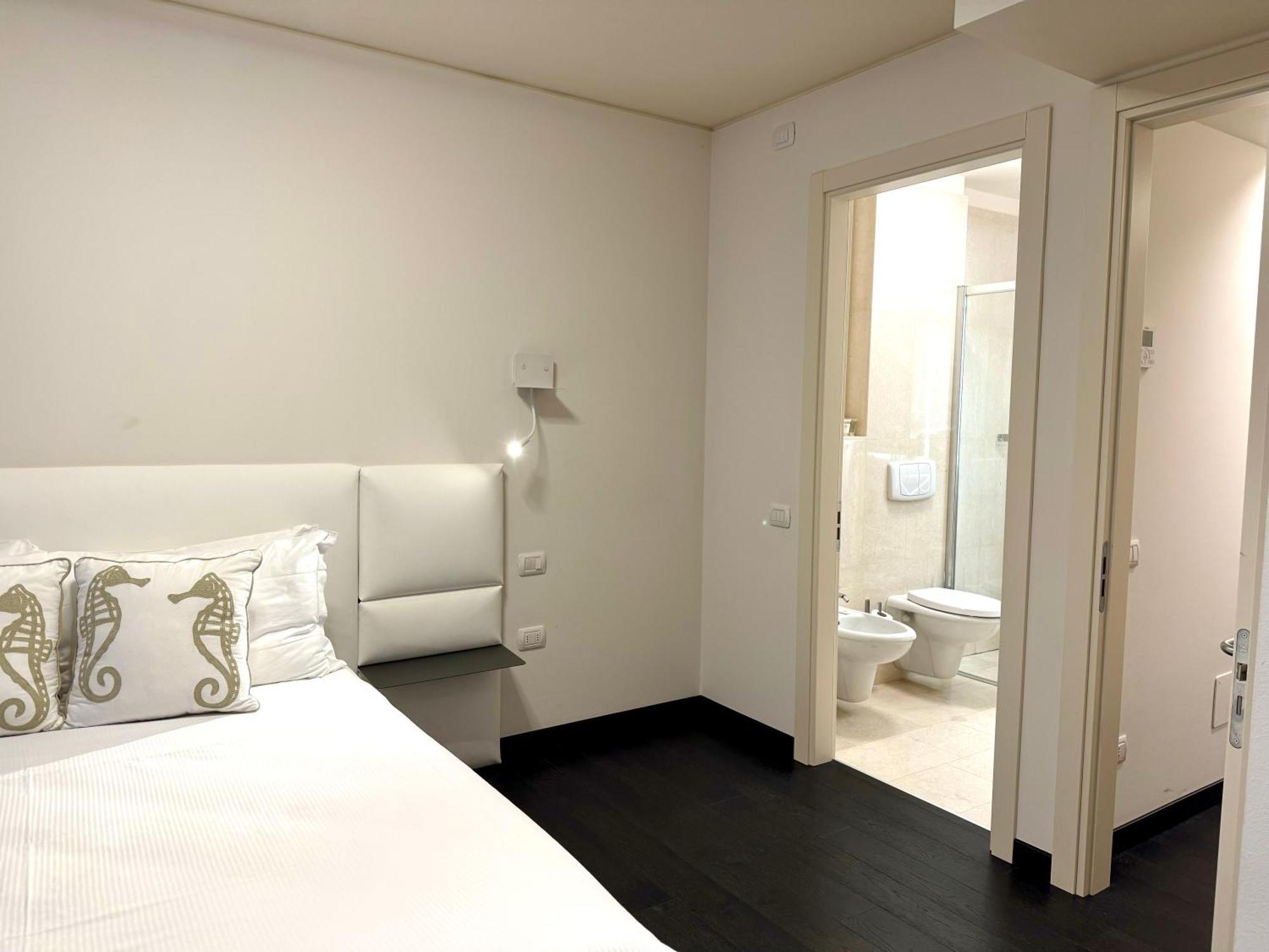 Grand Apartment Sissi Триест Экстерьер фото